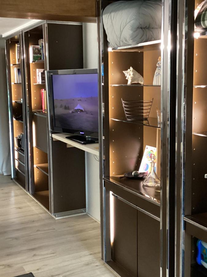"Au Repos De La Citadelle" Apartment Namur Bagian luar foto